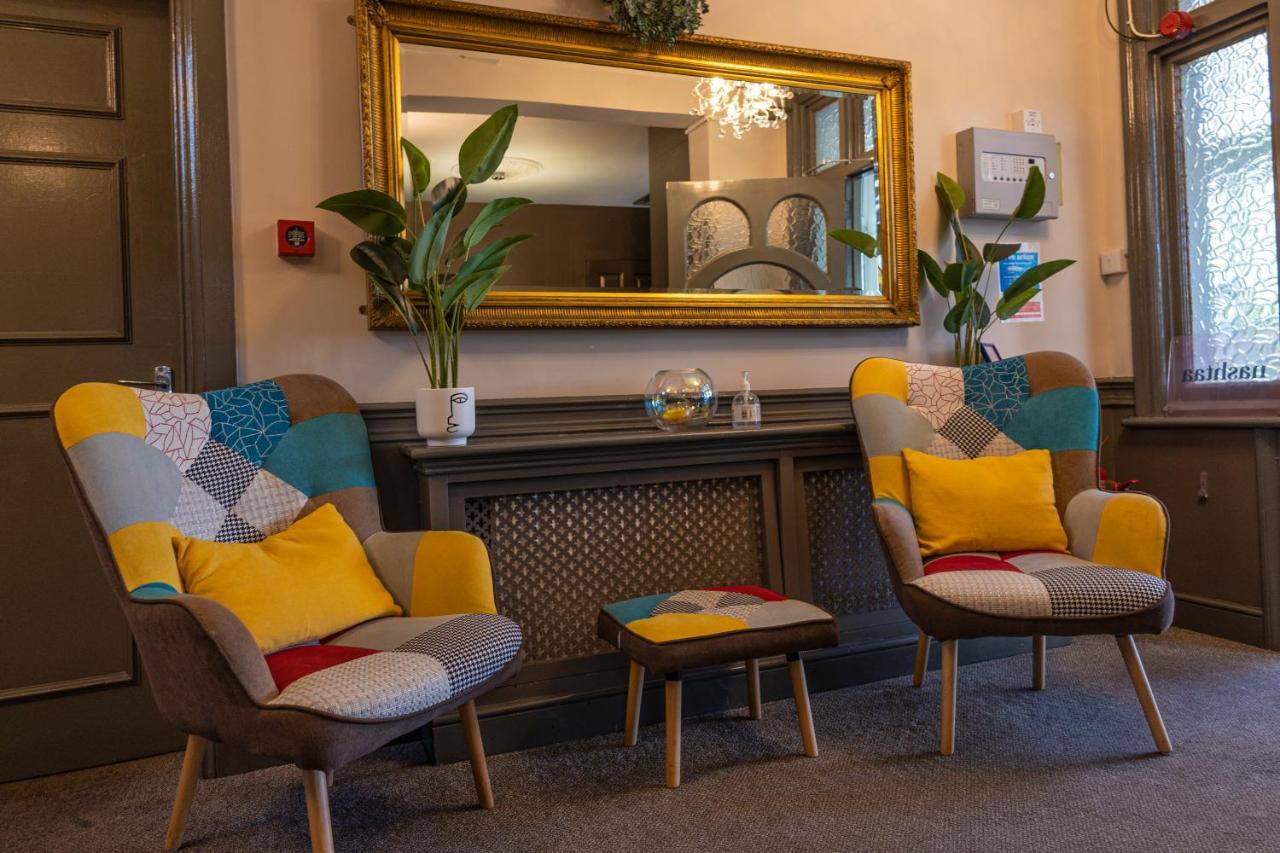 סלאו Uno Hotel Heathrow Windsor מראה חיצוני תמונה