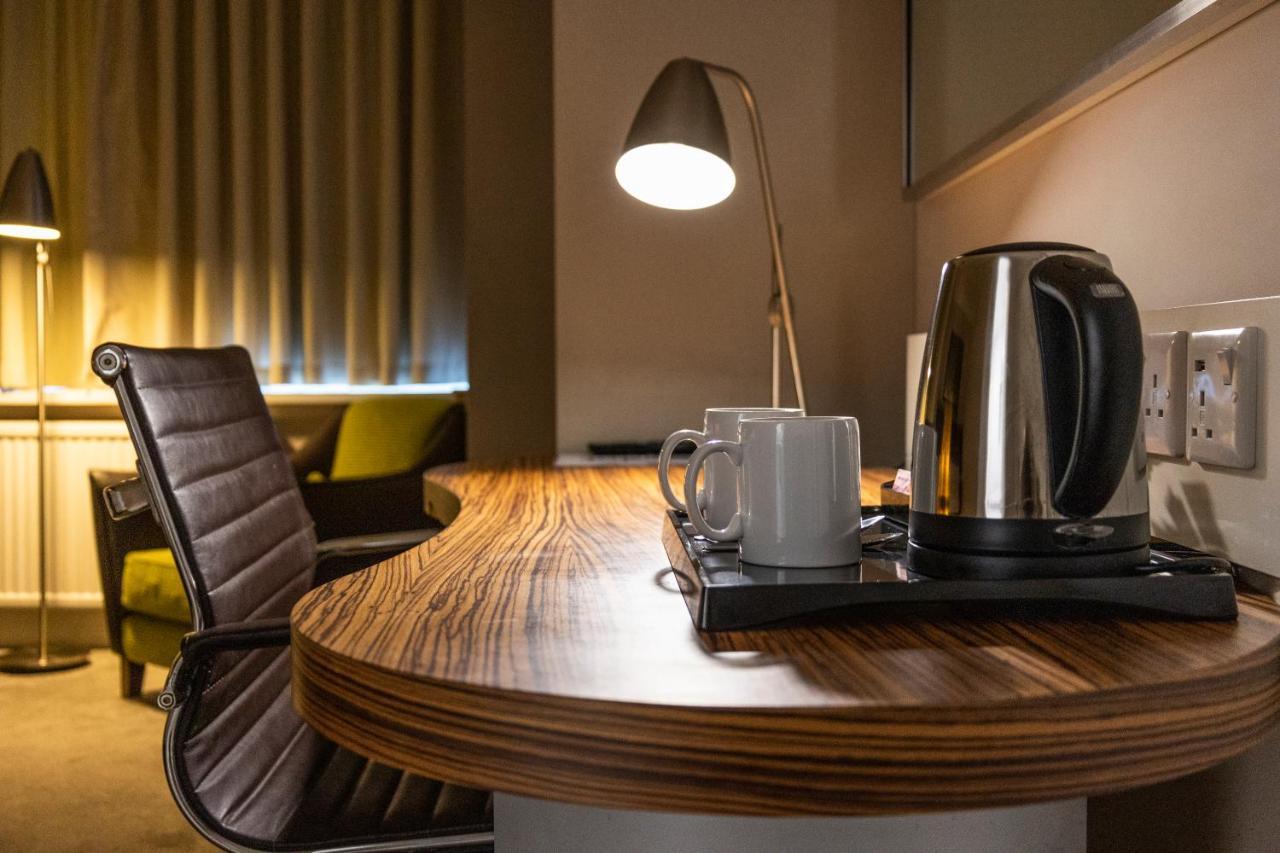 סלאו Uno Hotel Heathrow Windsor מראה חיצוני תמונה
