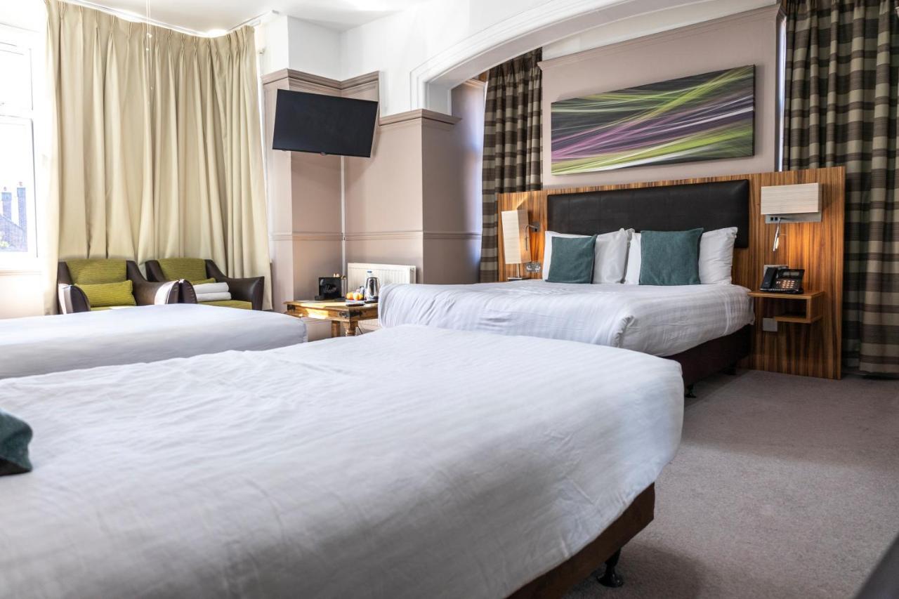סלאו Uno Hotel Heathrow Windsor מראה חיצוני תמונה