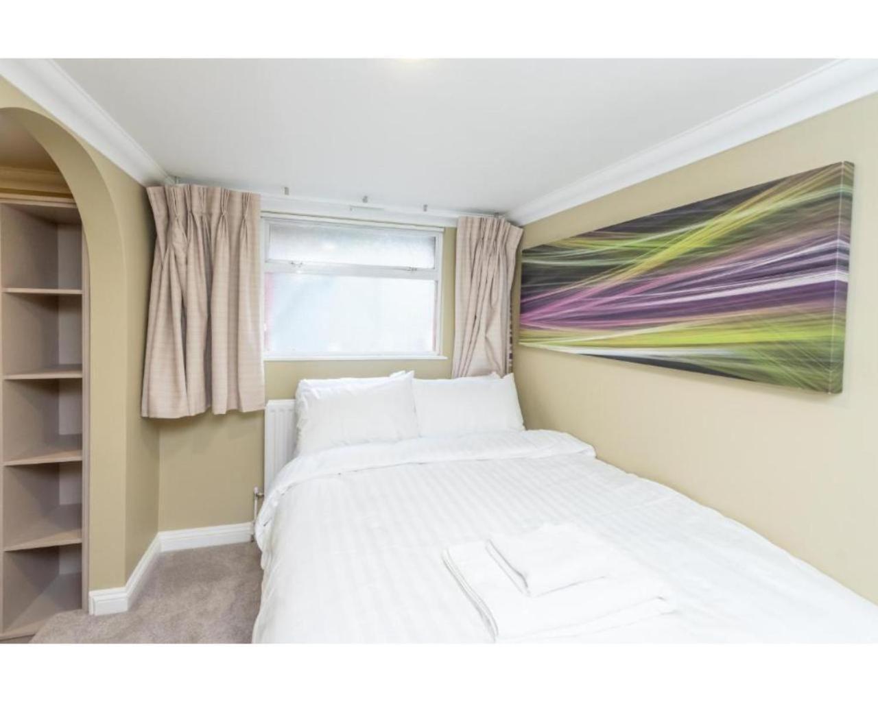 סלאו Uno Hotel Heathrow Windsor מראה חיצוני תמונה